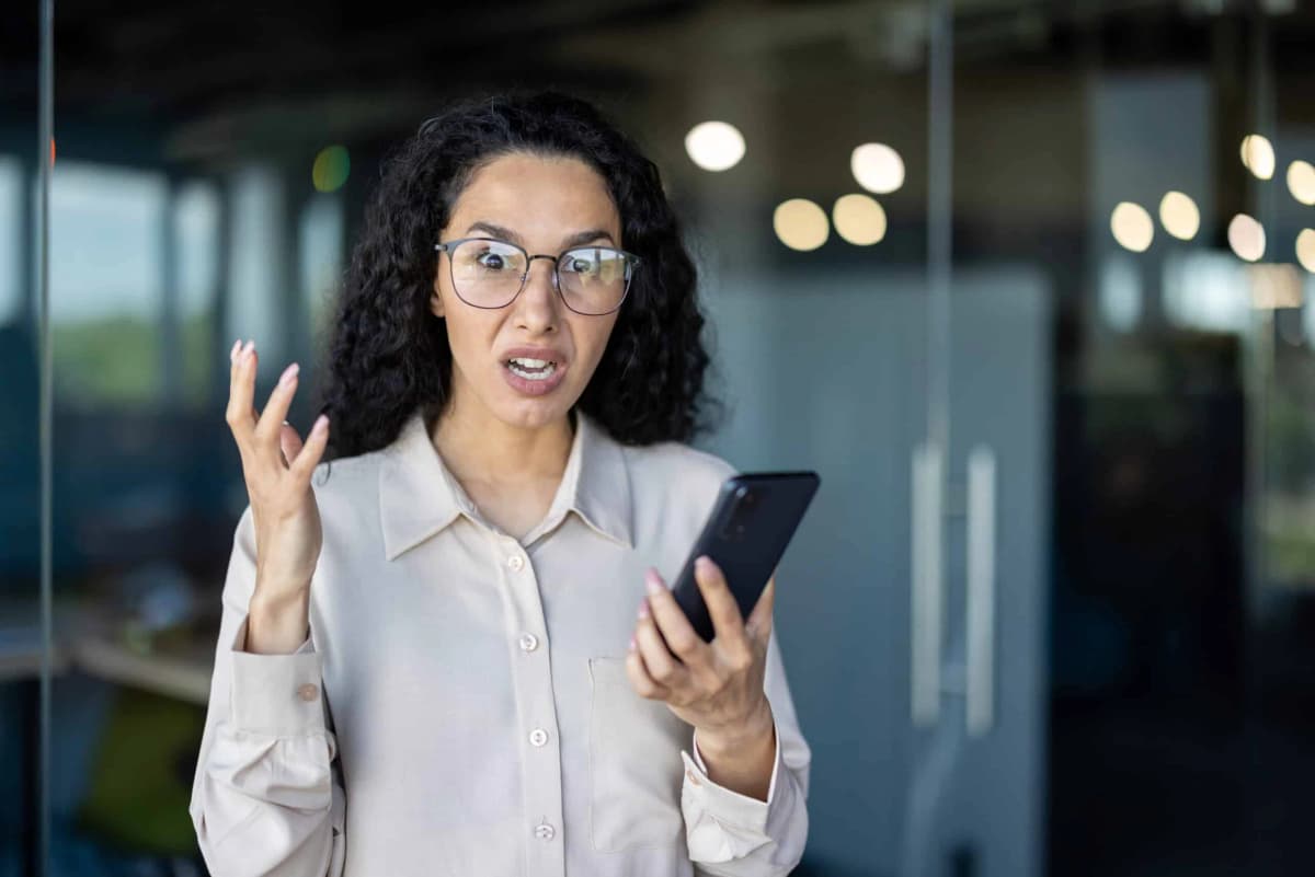 How to Tell If Your Website Is Scaring Away Customers (Free Checklist)
